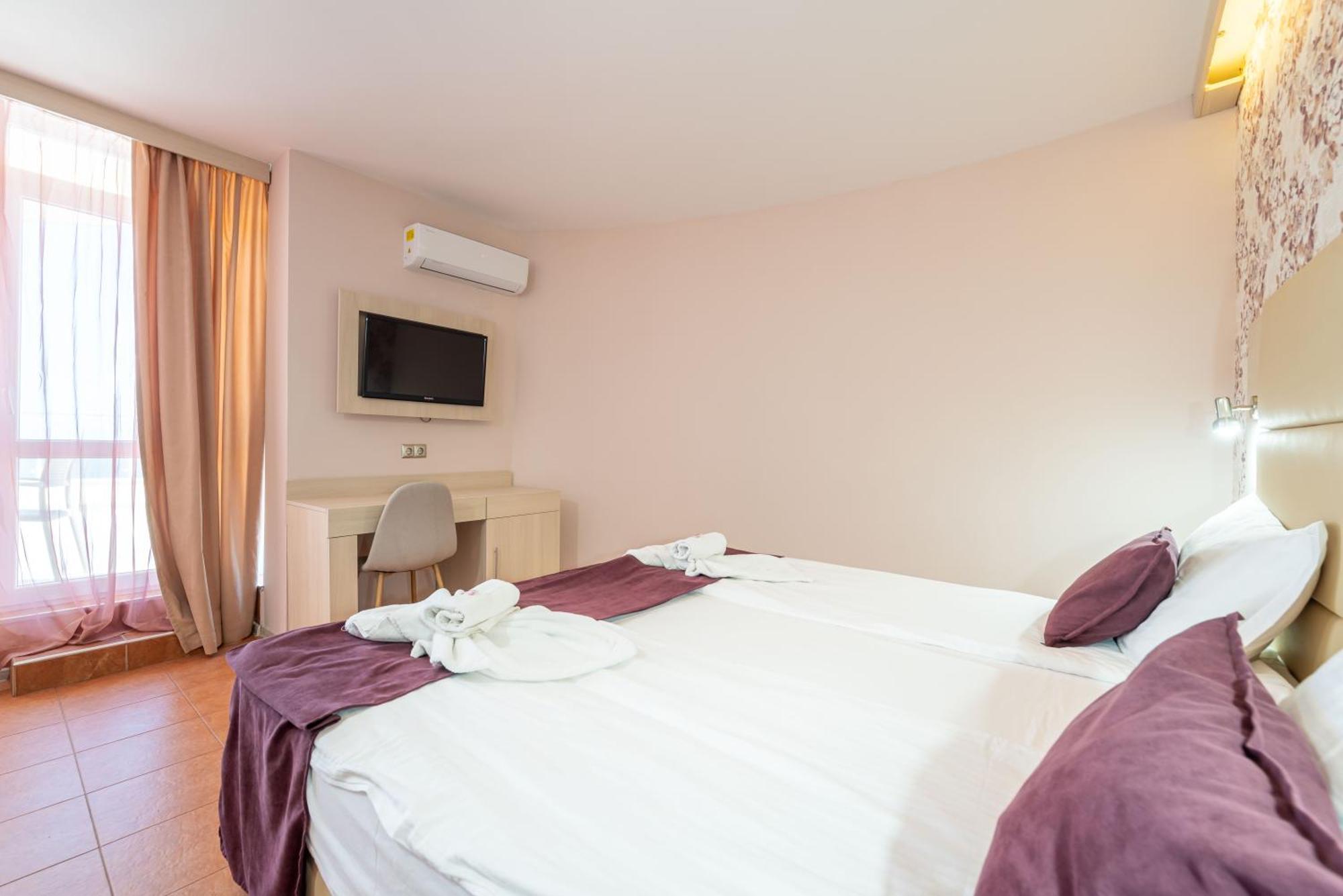 Aphrodite Beach Hotel Nesebar Room photo