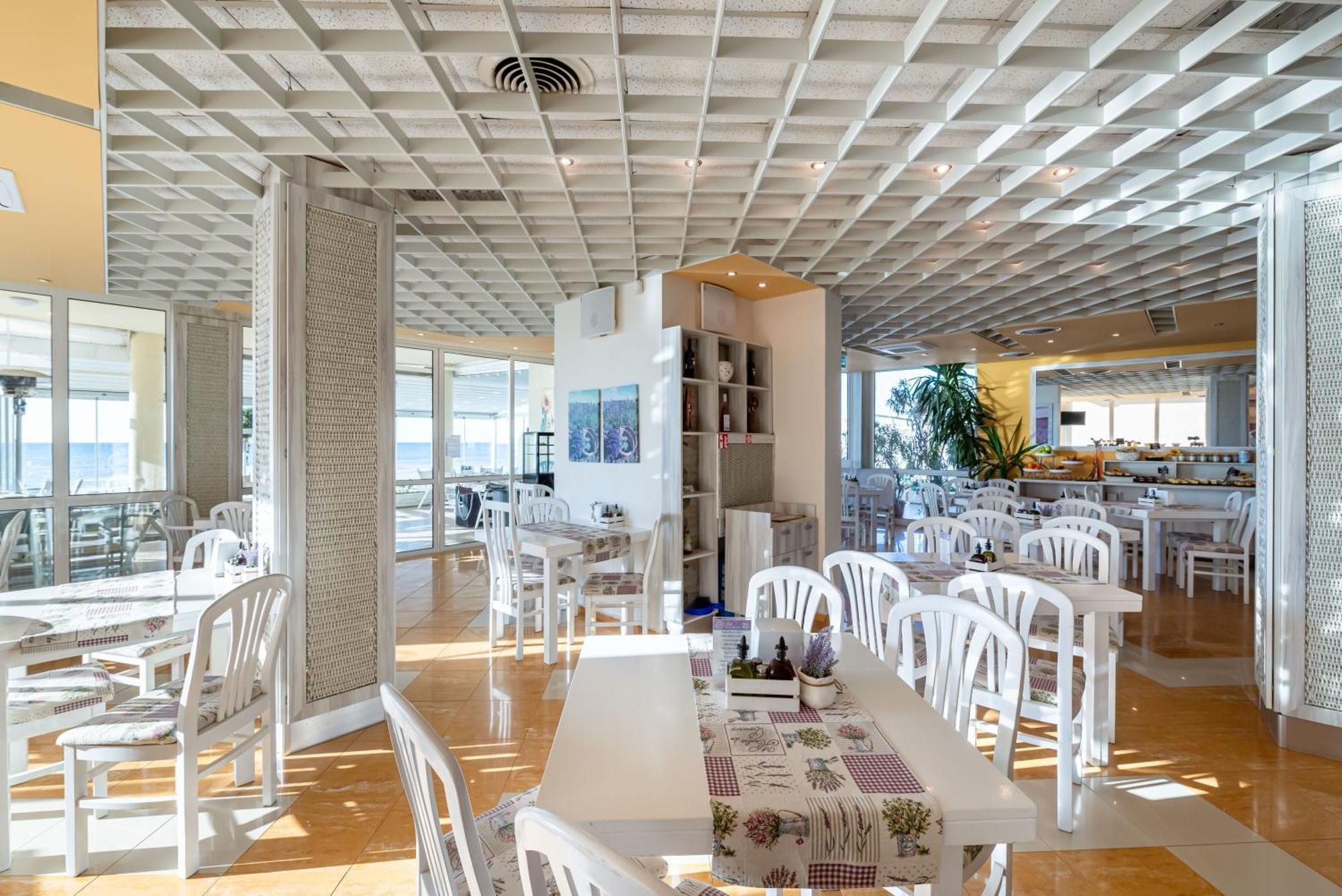 Aphrodite Beach Hotel Nesebar Exterior photo